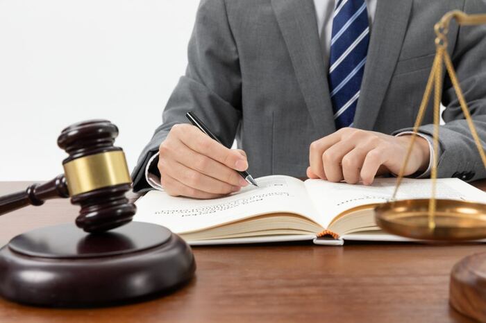 Common Myths About Lawyers Debunked: What You Need to Know Common Myths About Lawyers Debunked