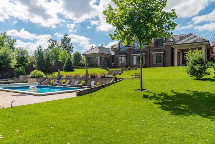 5 Simple Poolside Landscaping Ideas To Elevate Your Outdoor Space Poolside Landscaping Ideas