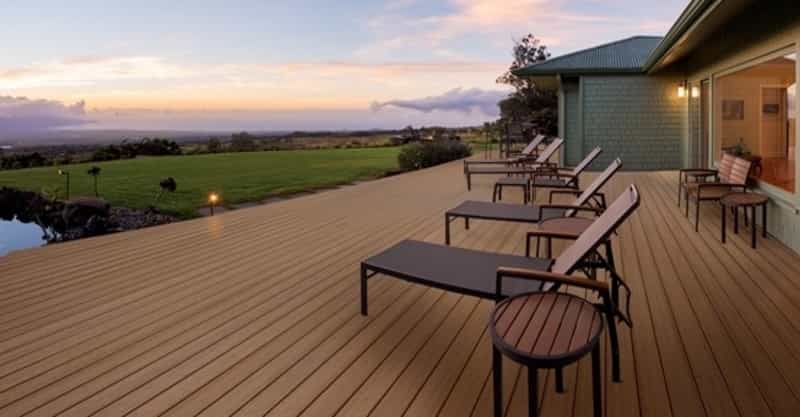 Are Composite Decking and Plastic Decking the Same Thing? Plastic decking